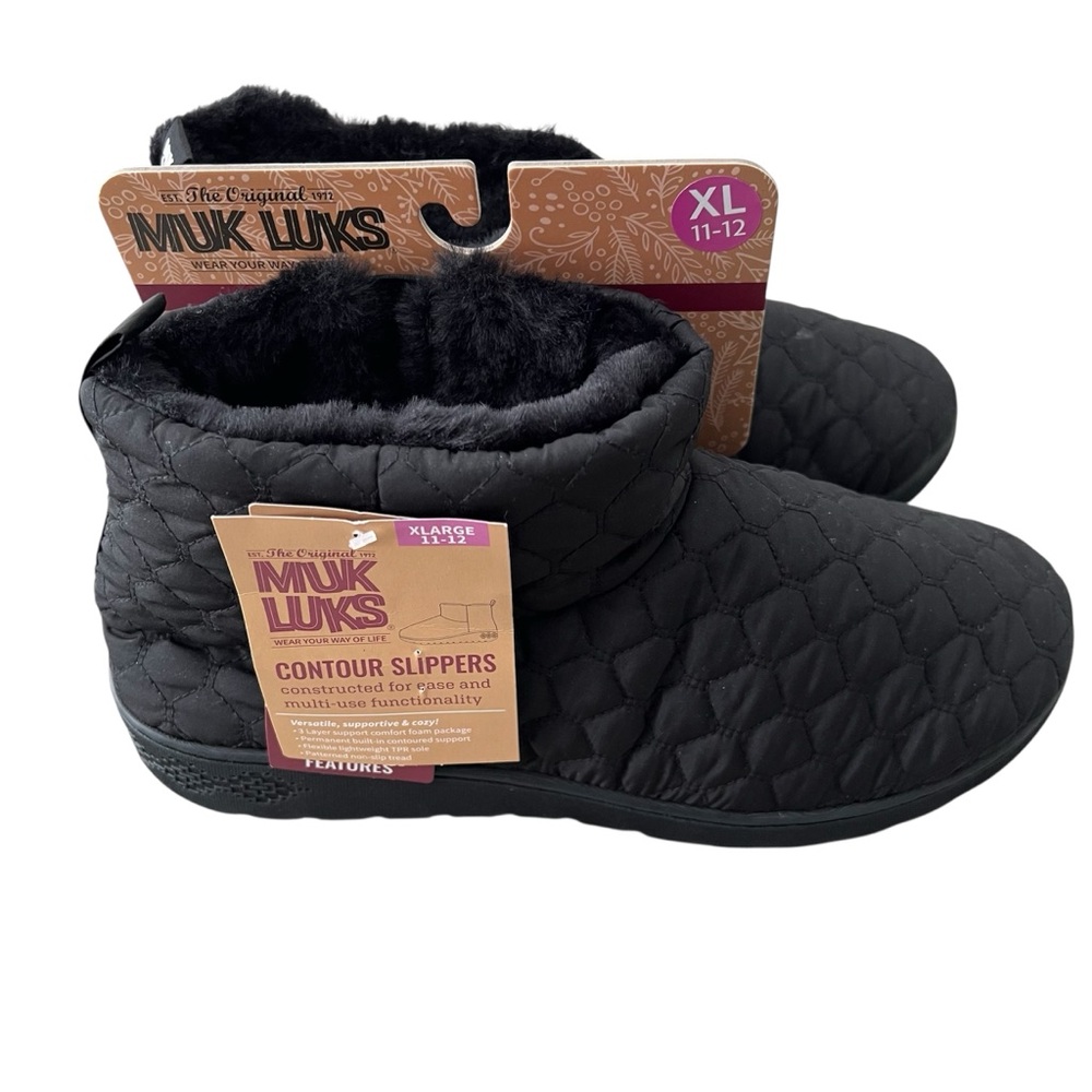 Muk Luks Quilted Contour Women's Black Slippers size XL (11-12)